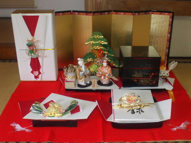 ���d�Z�b�g�f���b�N�X